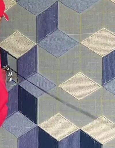 Hand-tufting process of 3D effect bedroom carpet