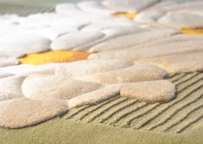 Relief rug daisies 3D with sculpted petals
