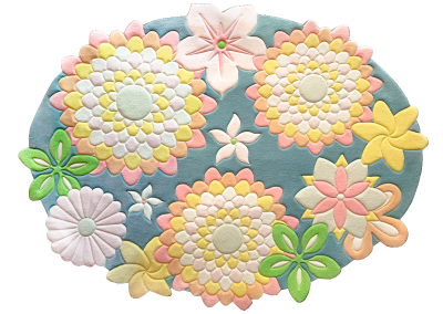 Овальный ковер в холодных тонах с цветами, общий вид