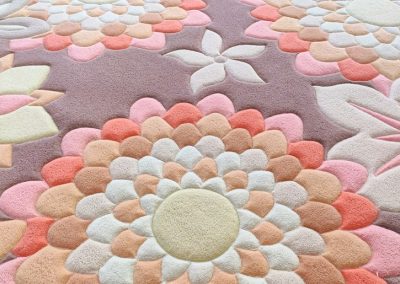 Фрагмент текстуры ковра с элементами рельефной стрижки